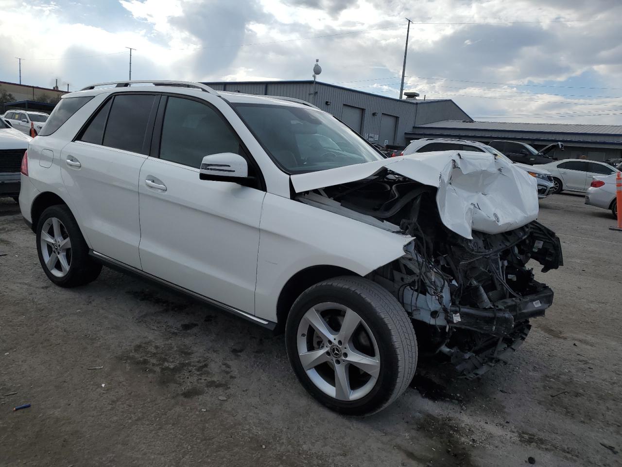 2018 Mercedes-Benz GLE - Image 4