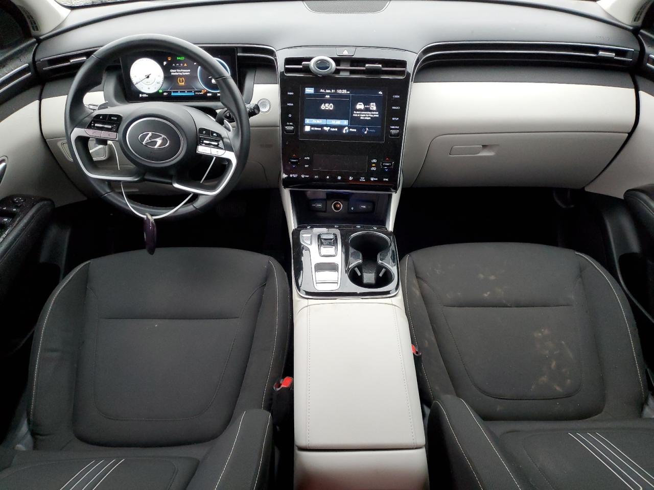 2022 Hyundai Tucson - Image 8