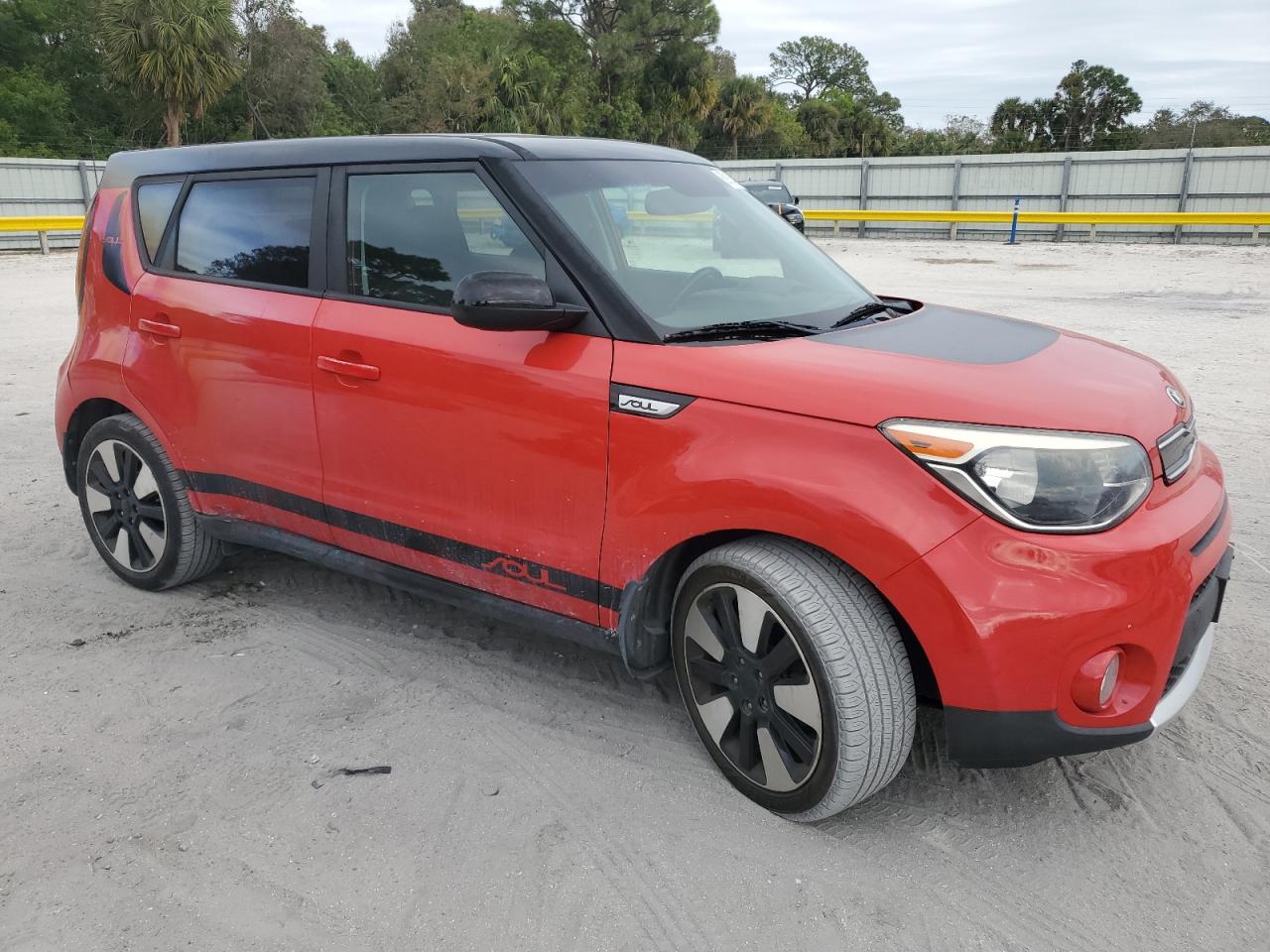 2017 Kia Soul - Image 4