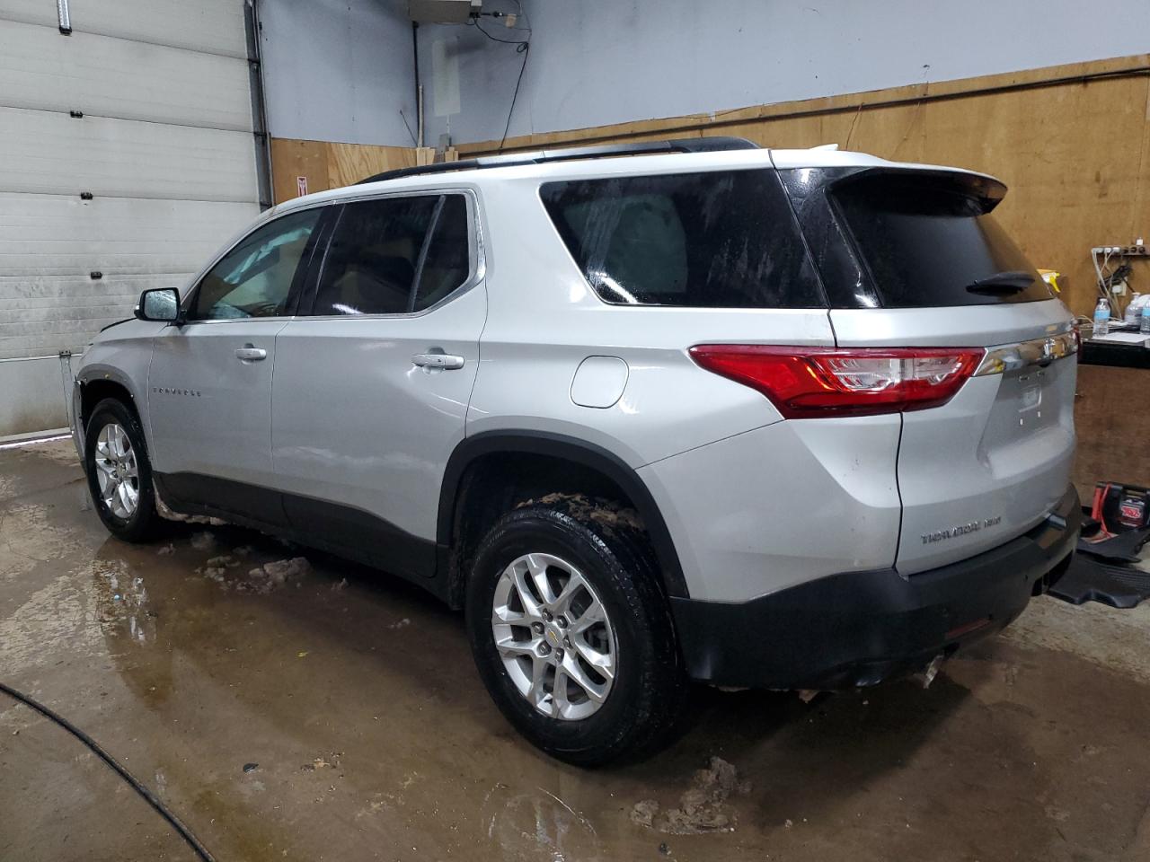 2021 Chevrolet Traverse - Image 2