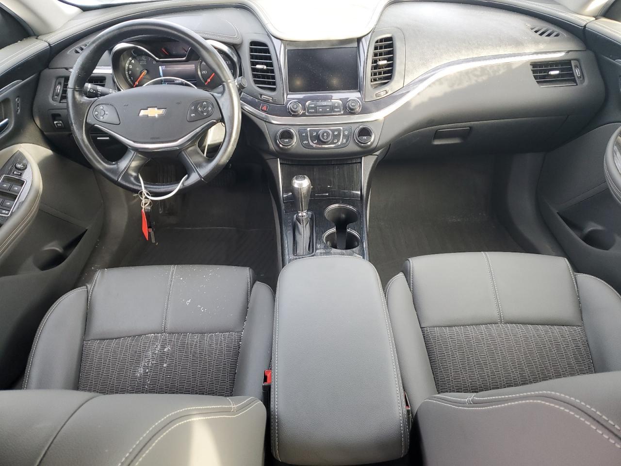 2017 Chevrolet Impala - Image 8