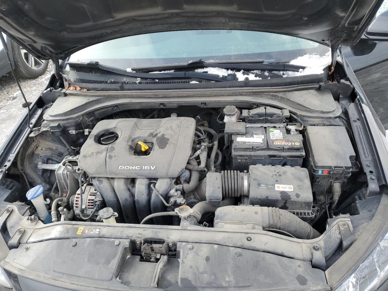 2018 Hyundai Elantra - Image 11