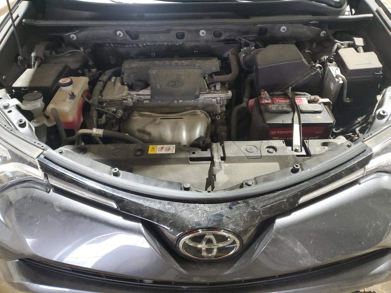 2017 Toyota RAV 4 - Image 12