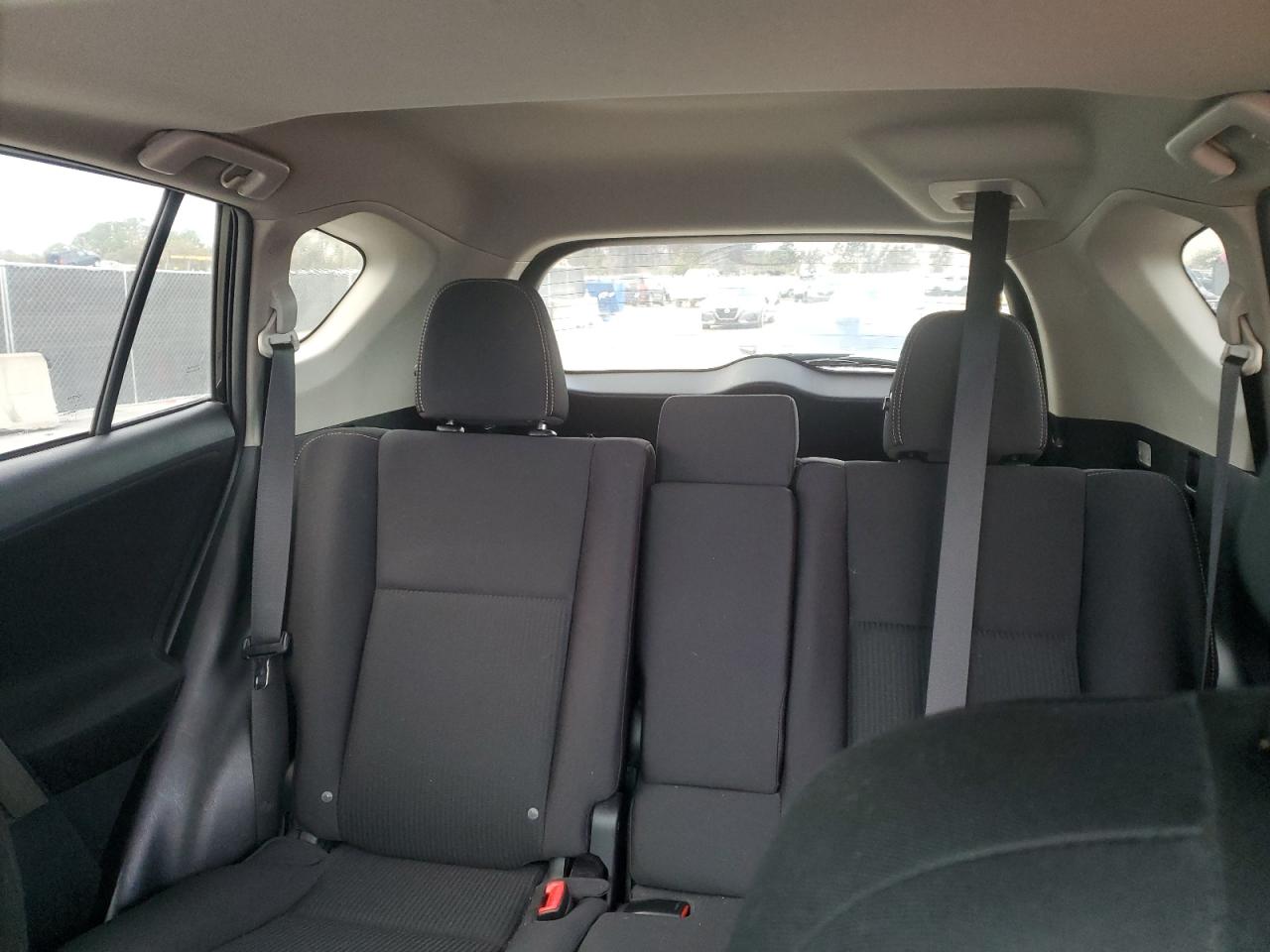 2013 Toyota RAV 4 - Image 10