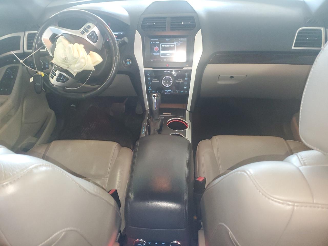 2012 Ford Explorer - Image 8