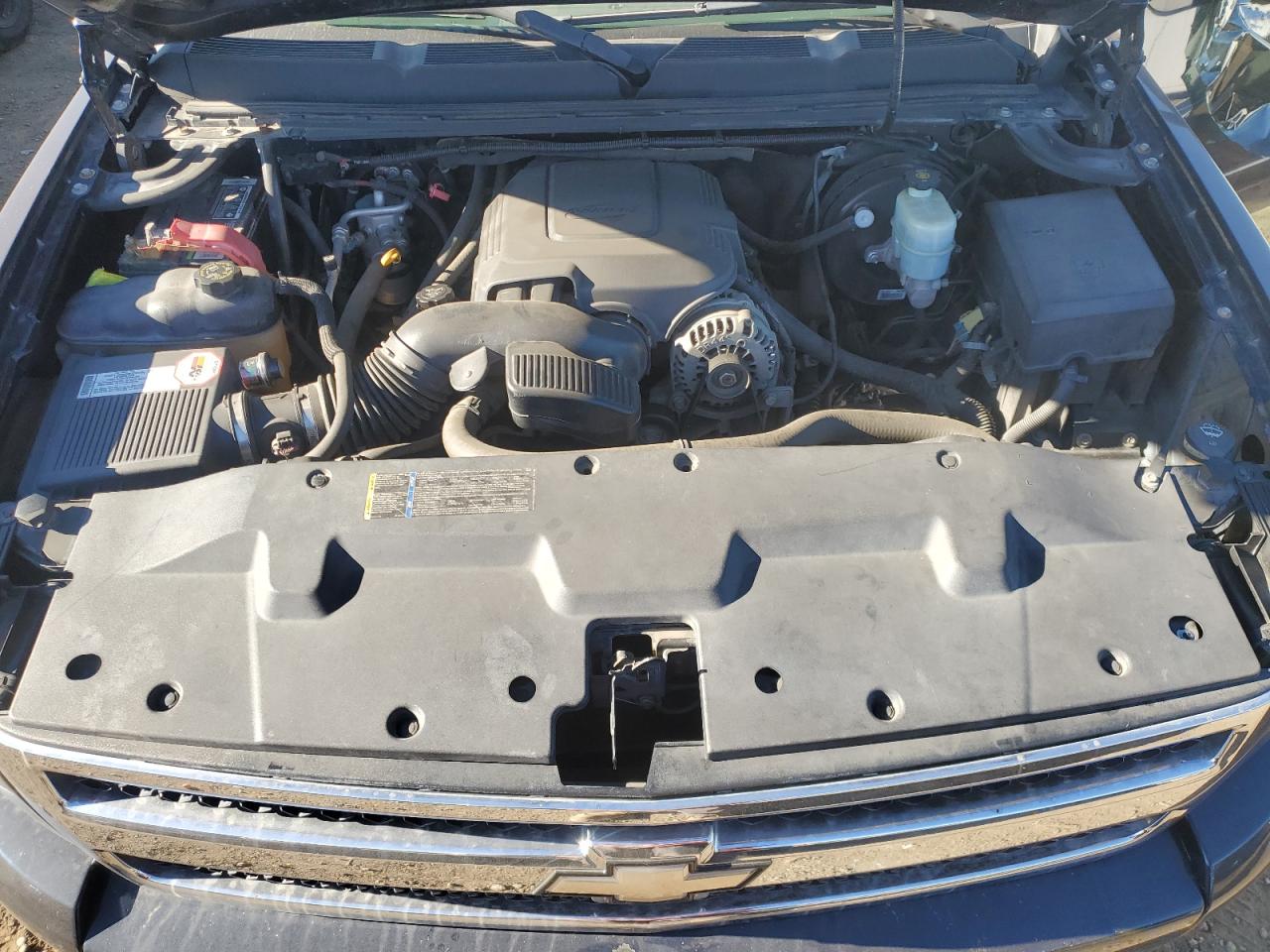 2007 Chevrolet Silverado - Image 11