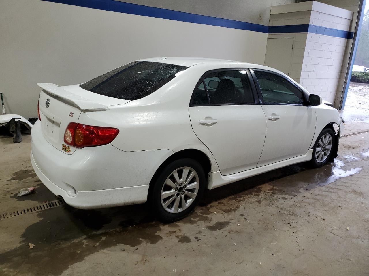 2010 Toyota Corolla - Image 3