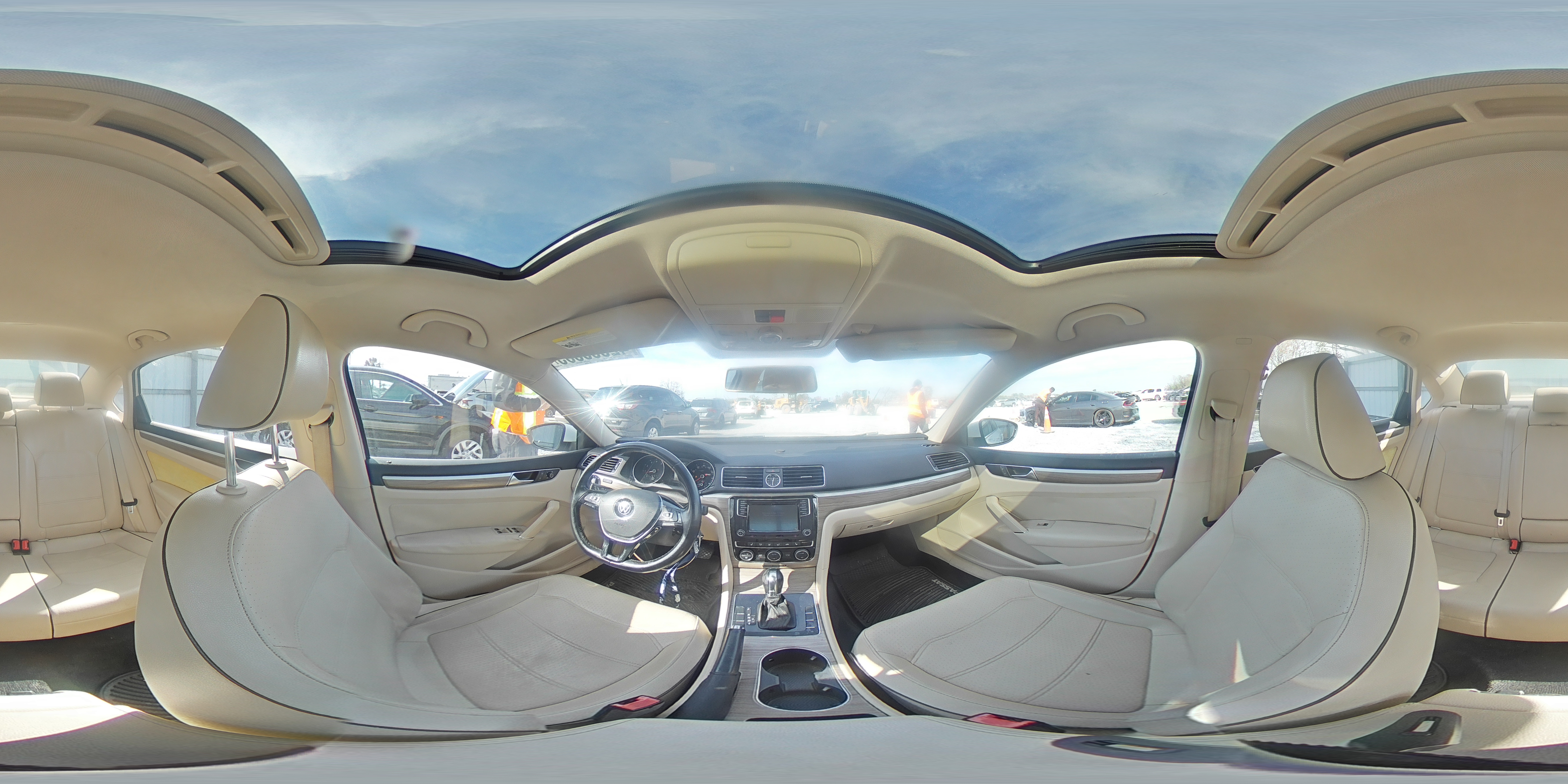 2016 Volkswagen Passat - Image 12