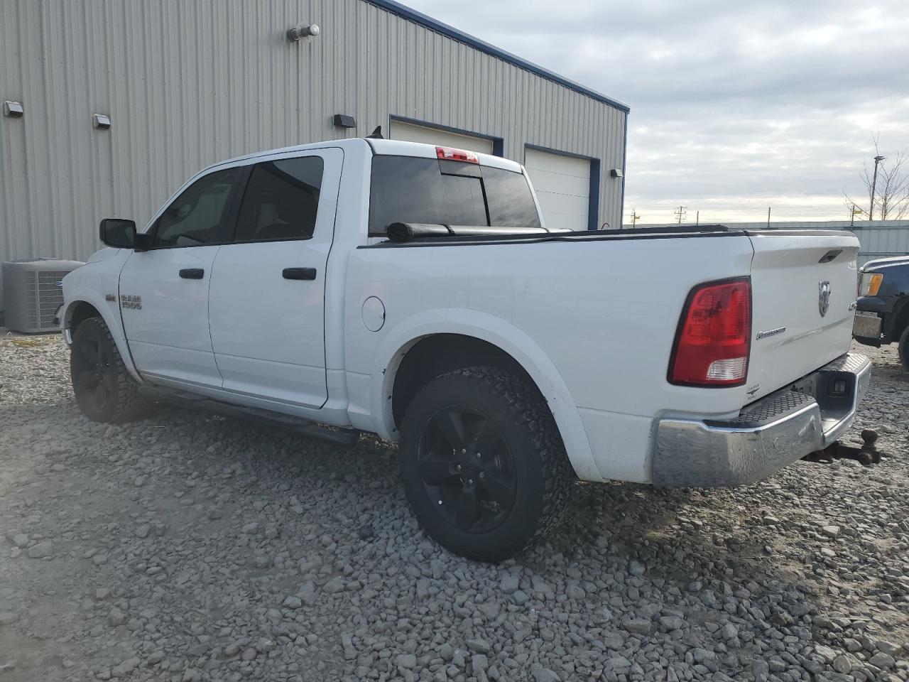 2015 RAM 1500 - Image 2