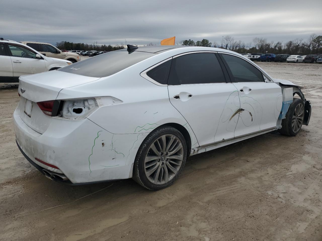 2015 Hyundai Genesis - Image 3