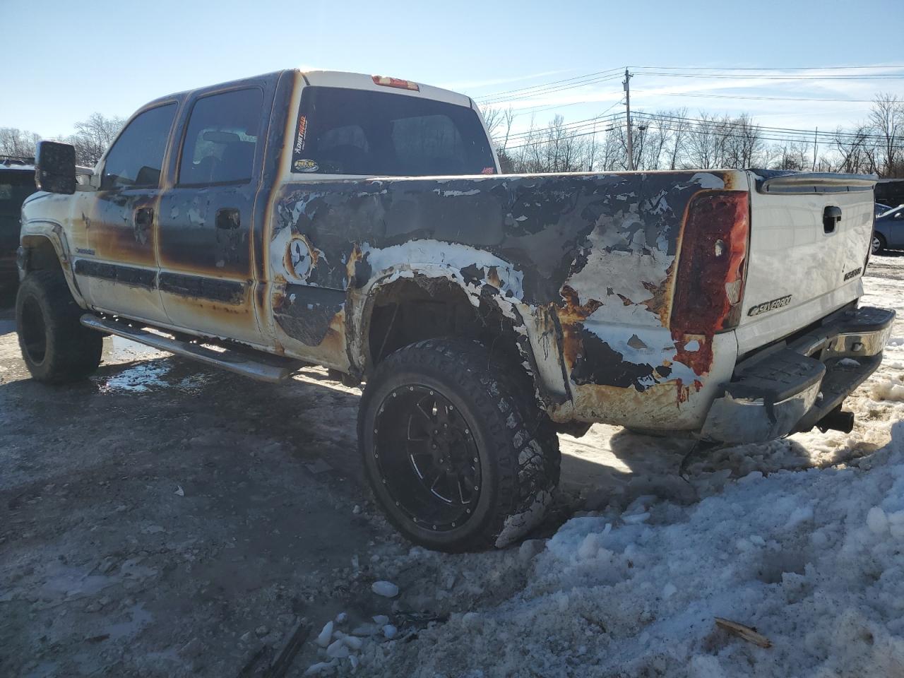 2007 Chevrolet Silverado - Image 2