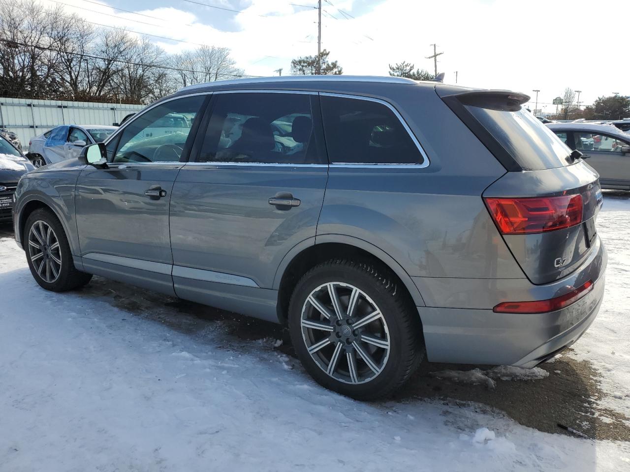 VIN WA1LAAF7XHD017200 2017 AUDI Q7 no.2