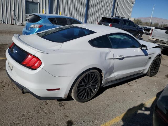  FORD MUSTANG 2019 Белы