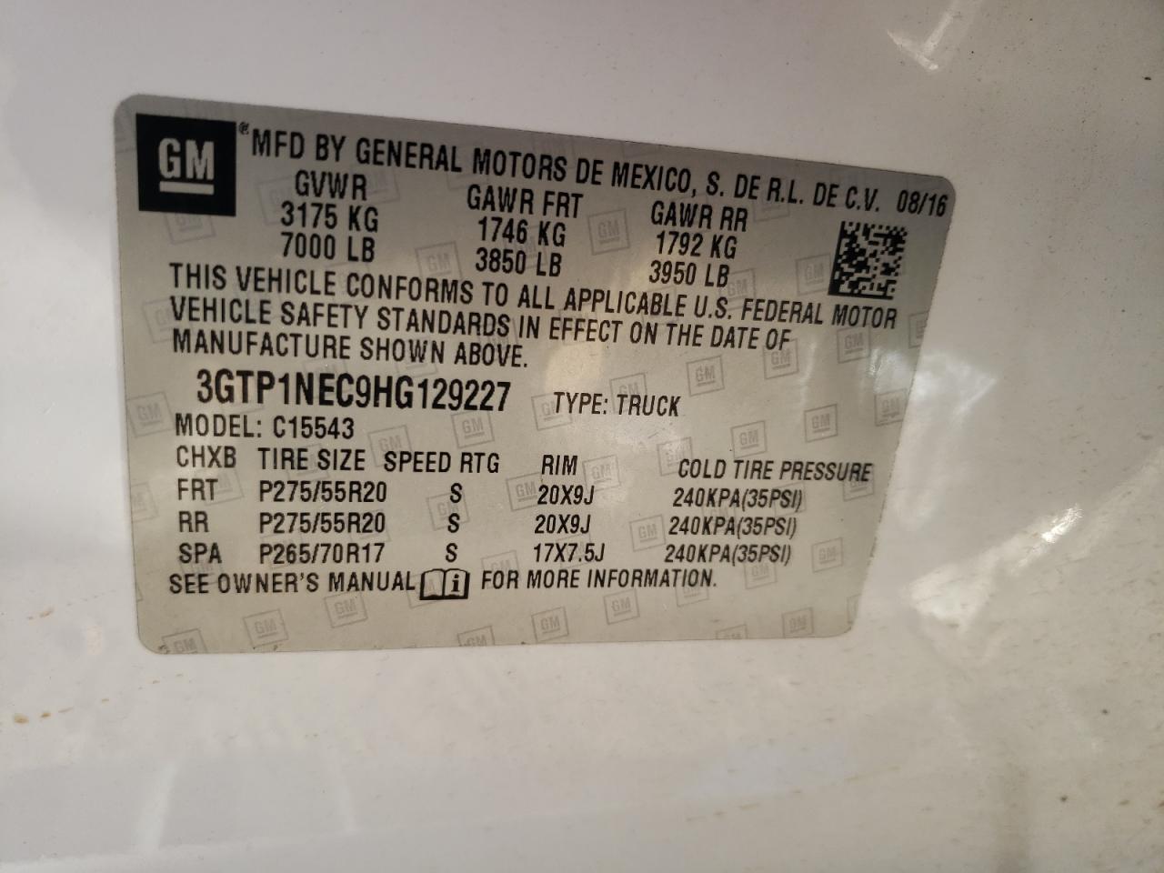 2017 GMC Sierra - Image 12
