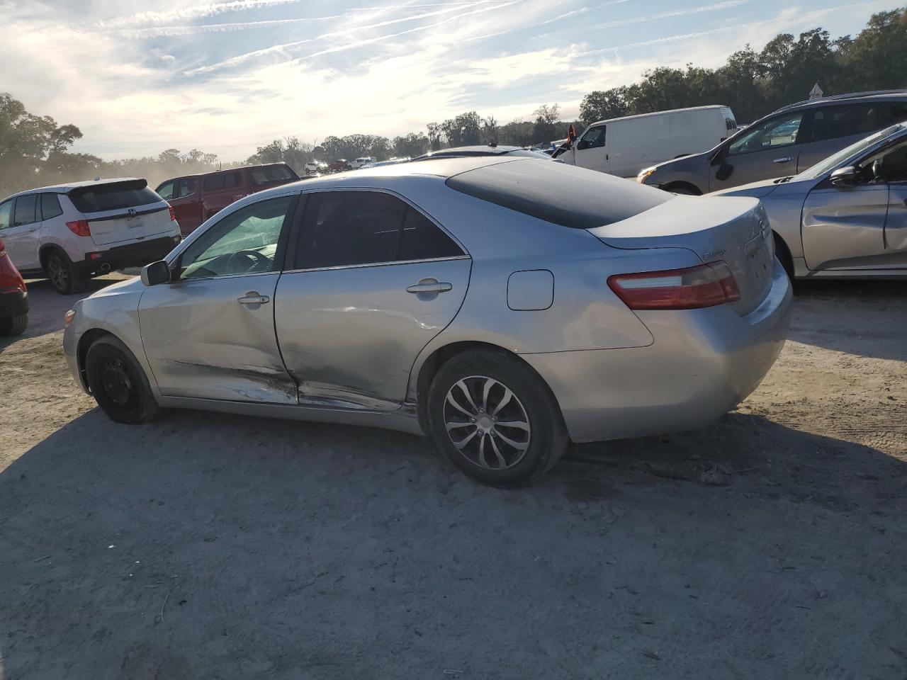 2009 Toyota Camry - Image 2
