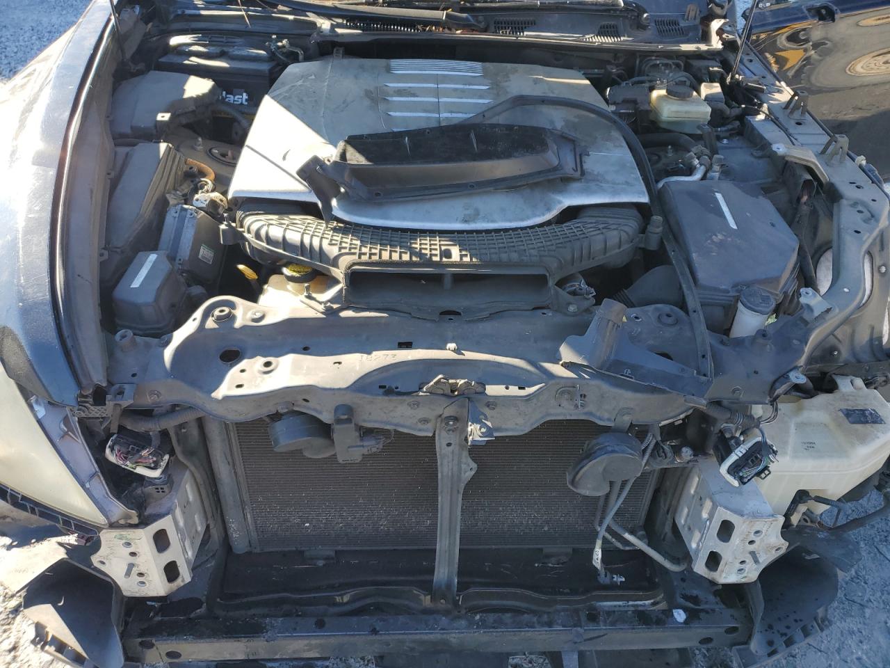 2010 Lexus LS - Image 11