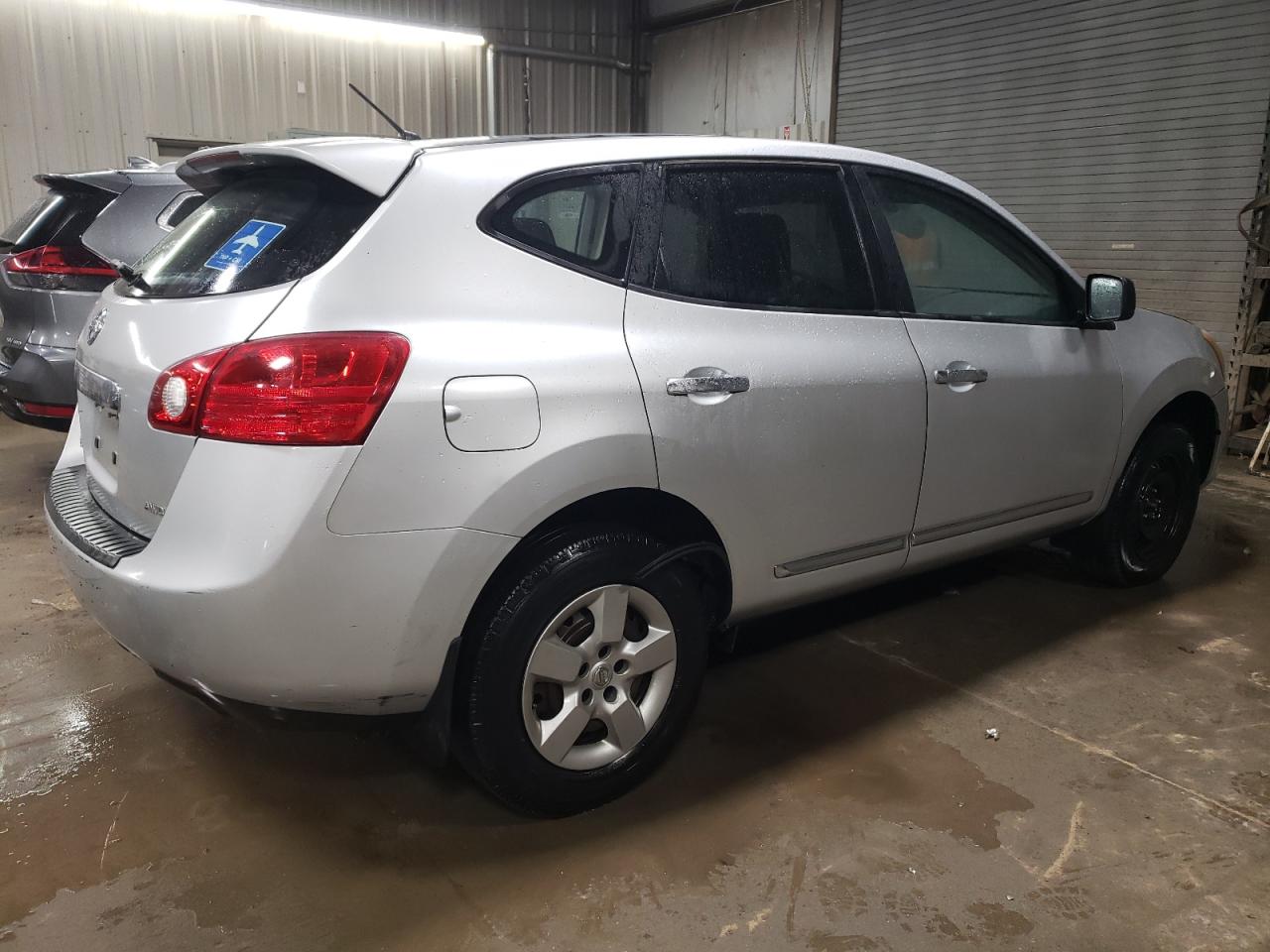 2012 Nissan Rogue - Image 3
