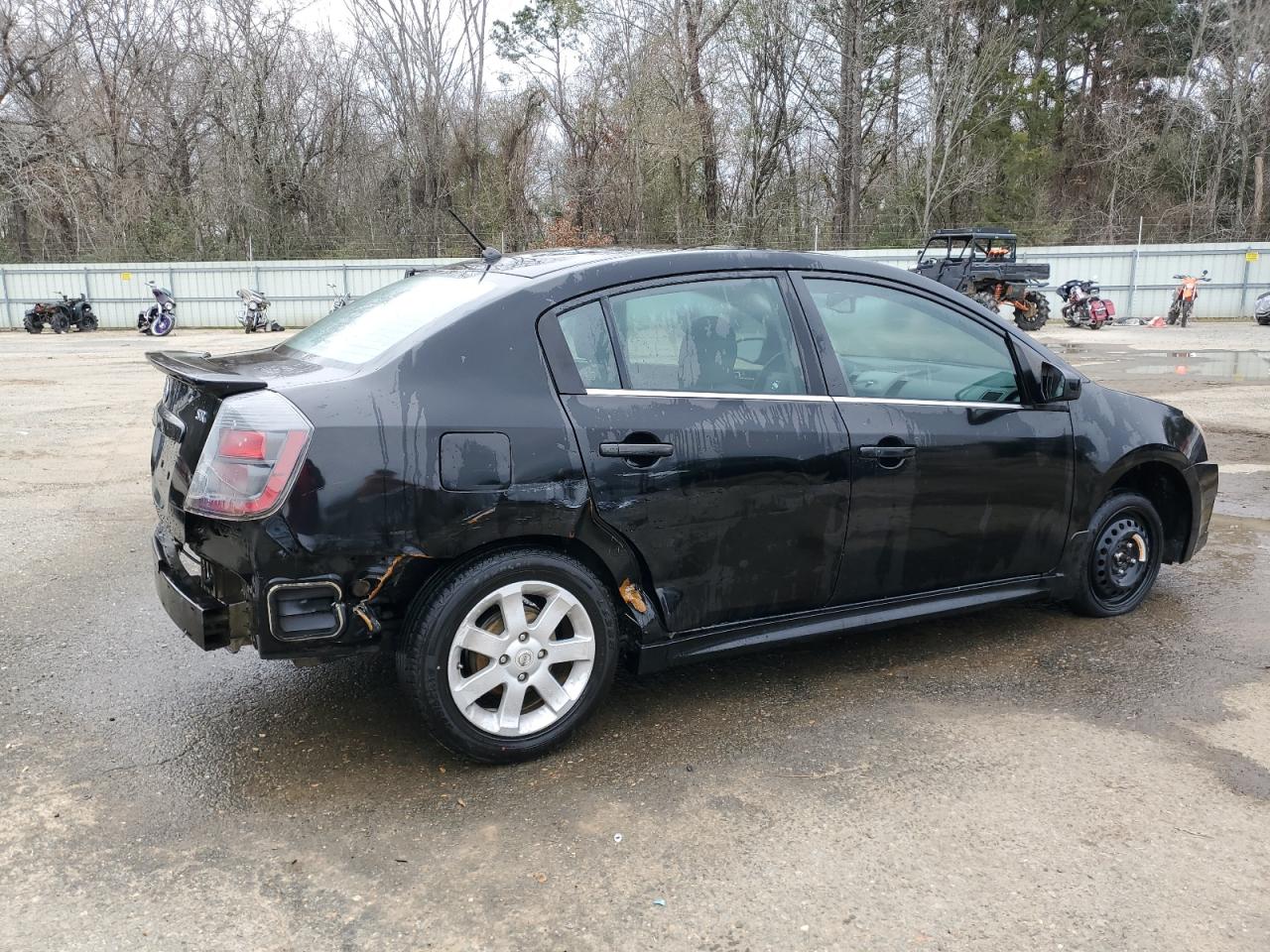 2011 Nissan Sentra - Image 3