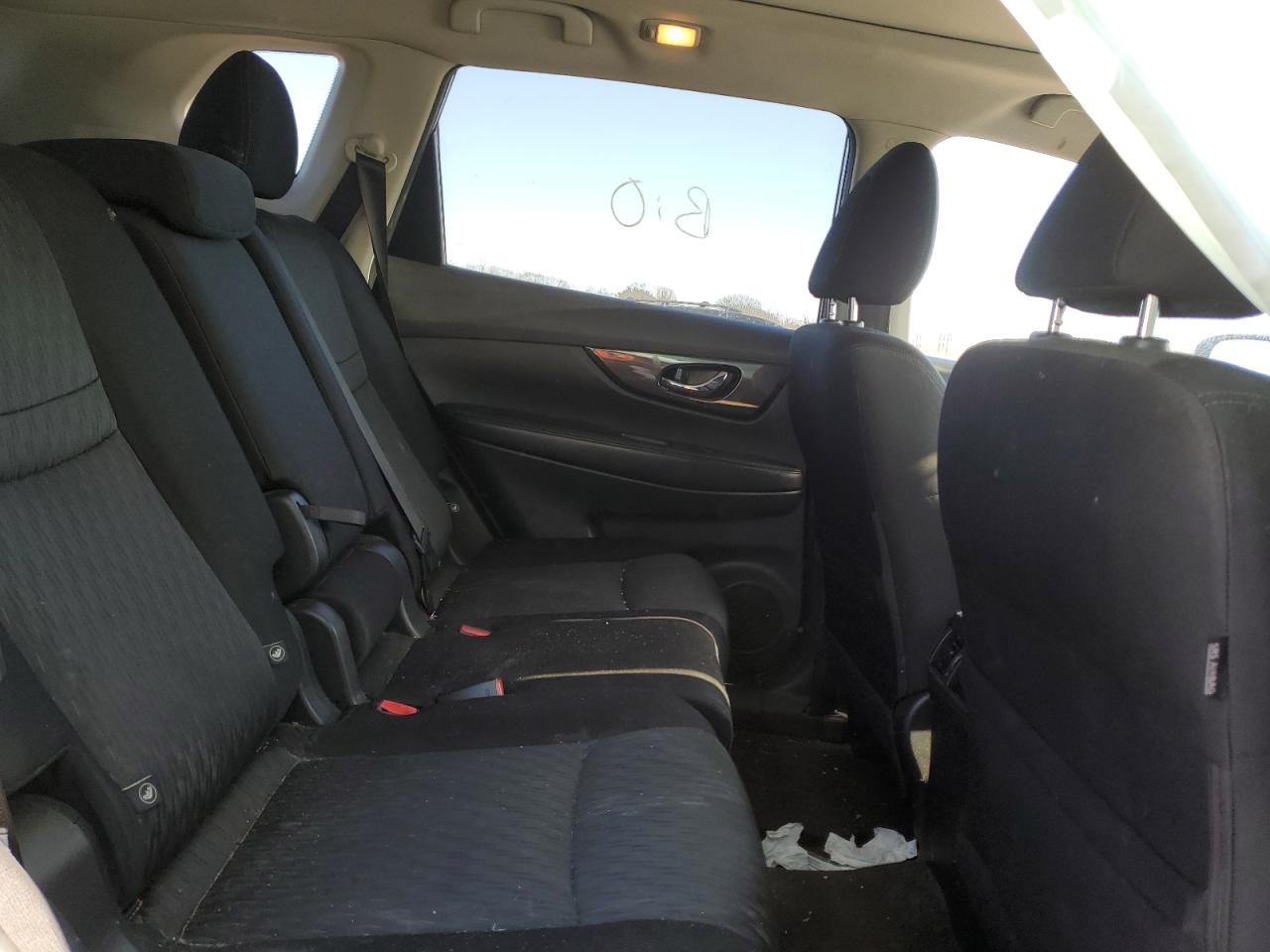2019 Nissan Rogue - Image 11