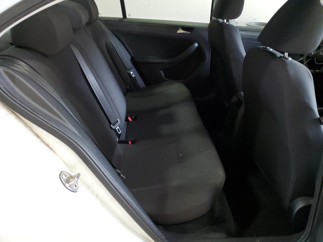 2015 Volkswagen Jetta Base VIN: 3VW2K7AJ0FM222477 Lot: 43012105