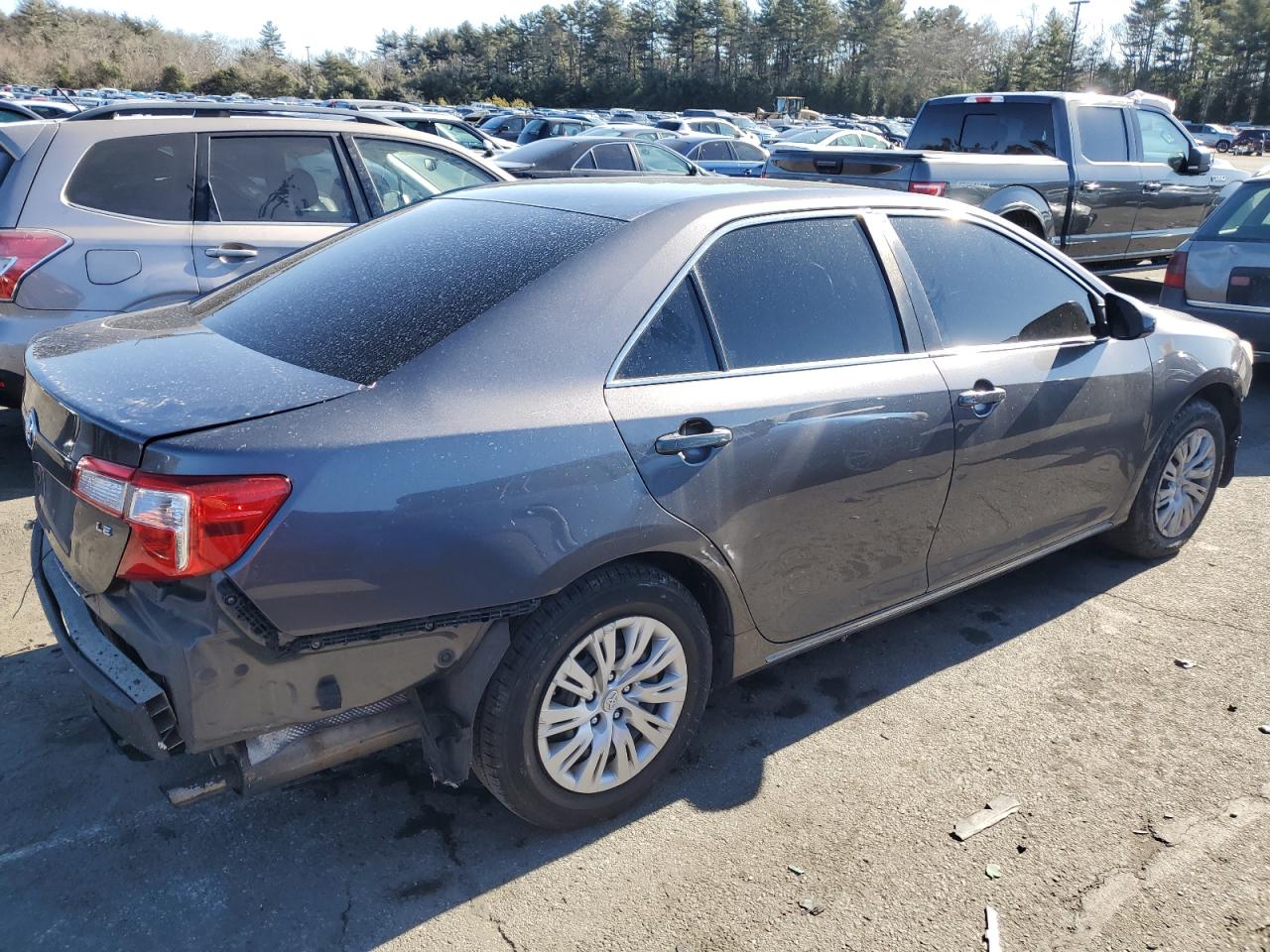 2014 Toyota Camry - Image 3