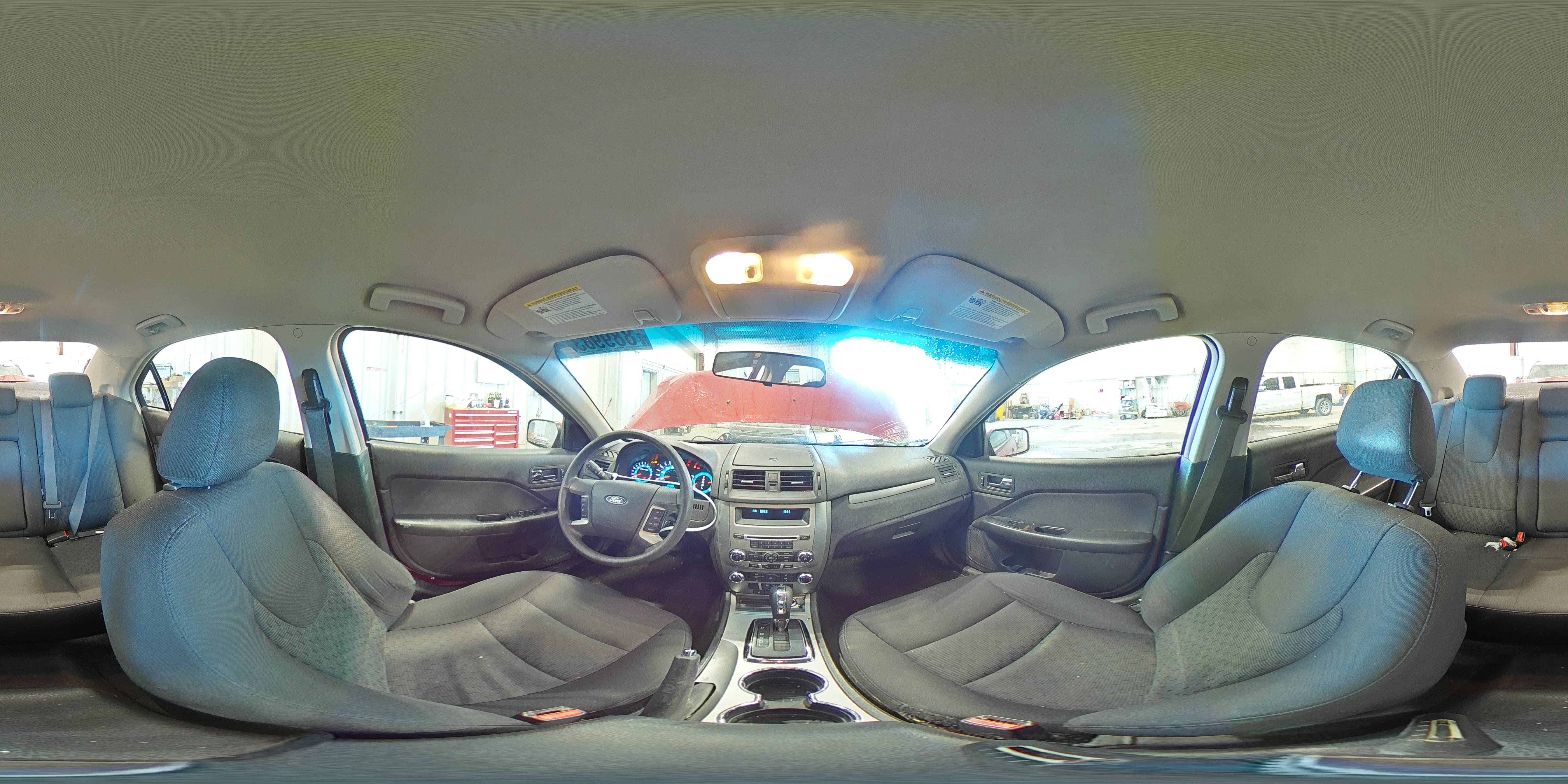 2010 Ford Fusion - Image 12