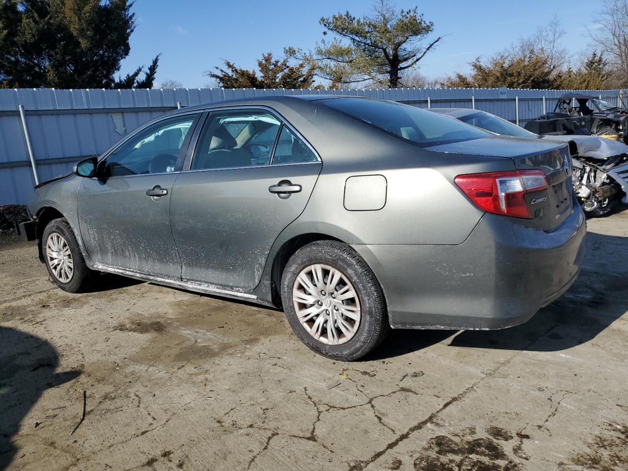 2014 Toyota Camry - Image 2