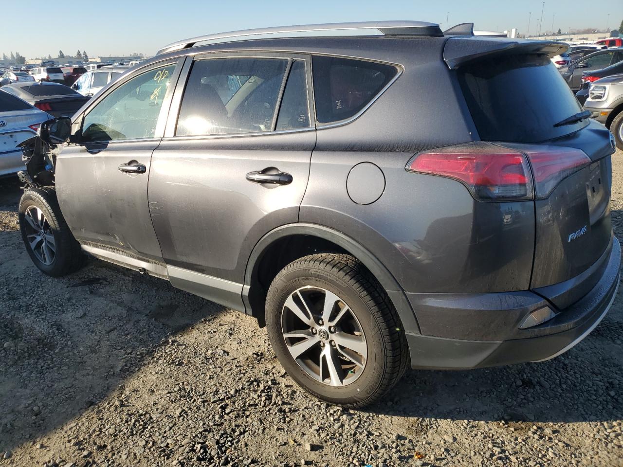 VIN JTMWFREVXGJ093745 2016 TOYOTA RAV4 no.2