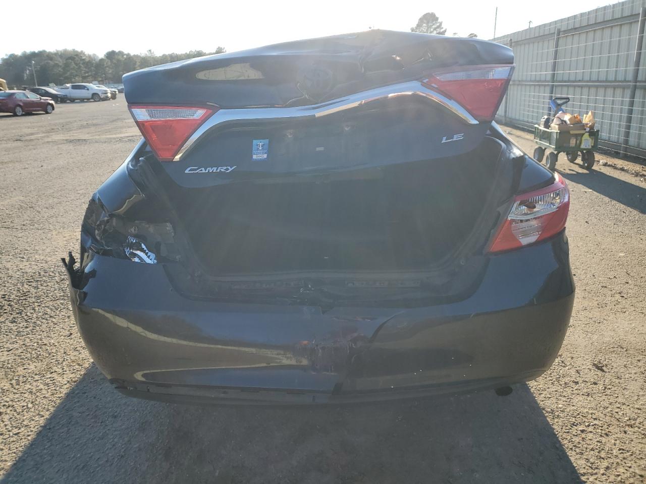 2016 Toyota Camry - Image 6
