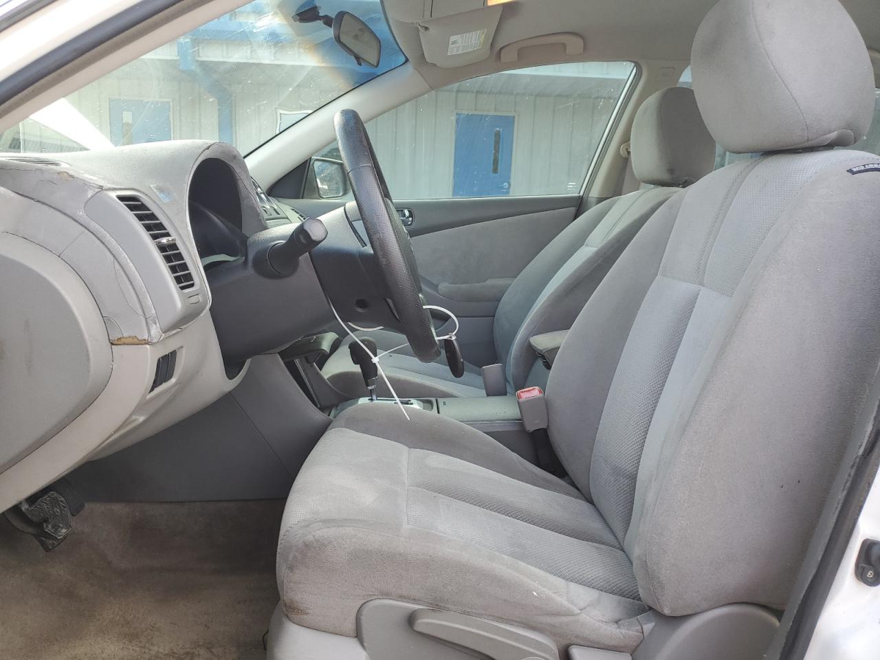 2009 Nissan Altima - Image 7