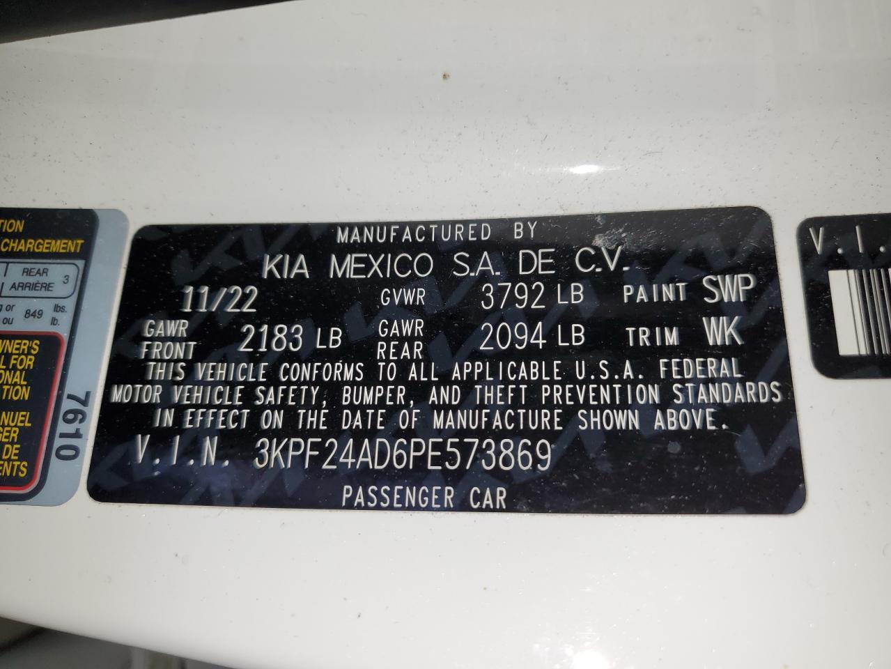2023 Kia Forte - Image 12