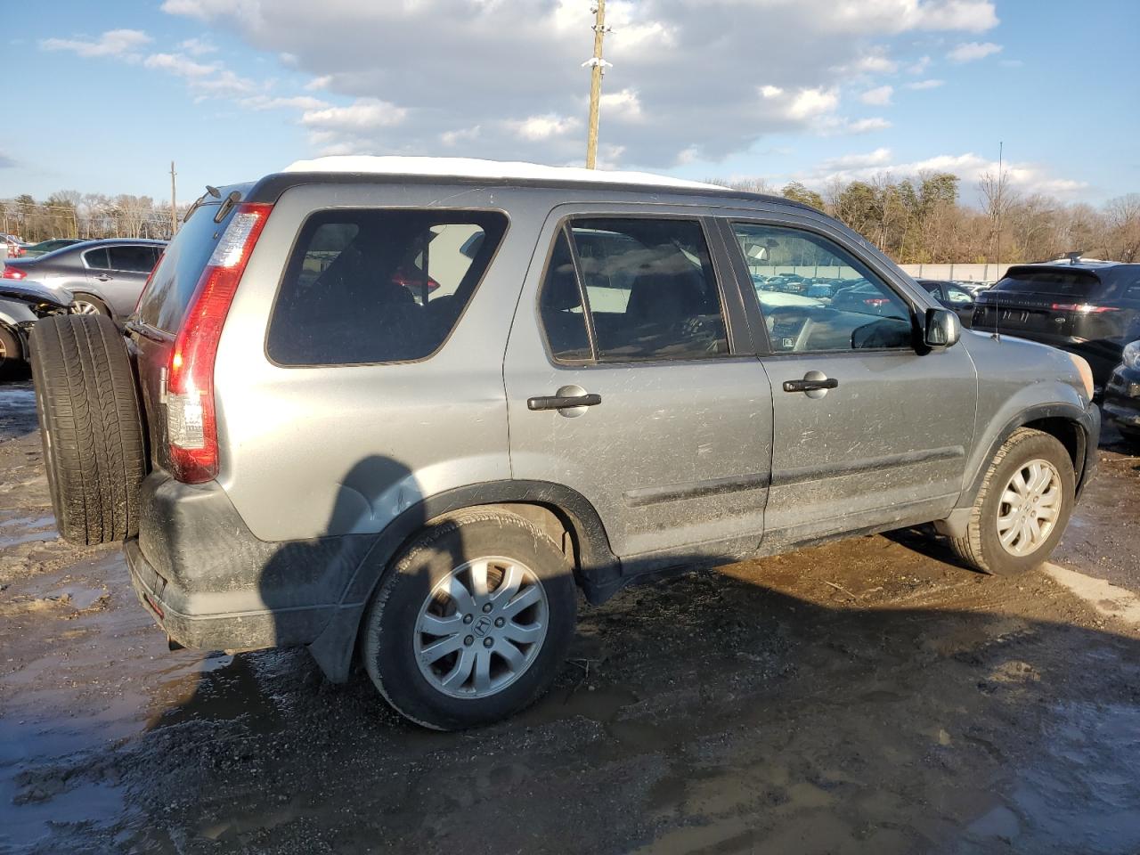 2005 Honda CR-V - Image 3