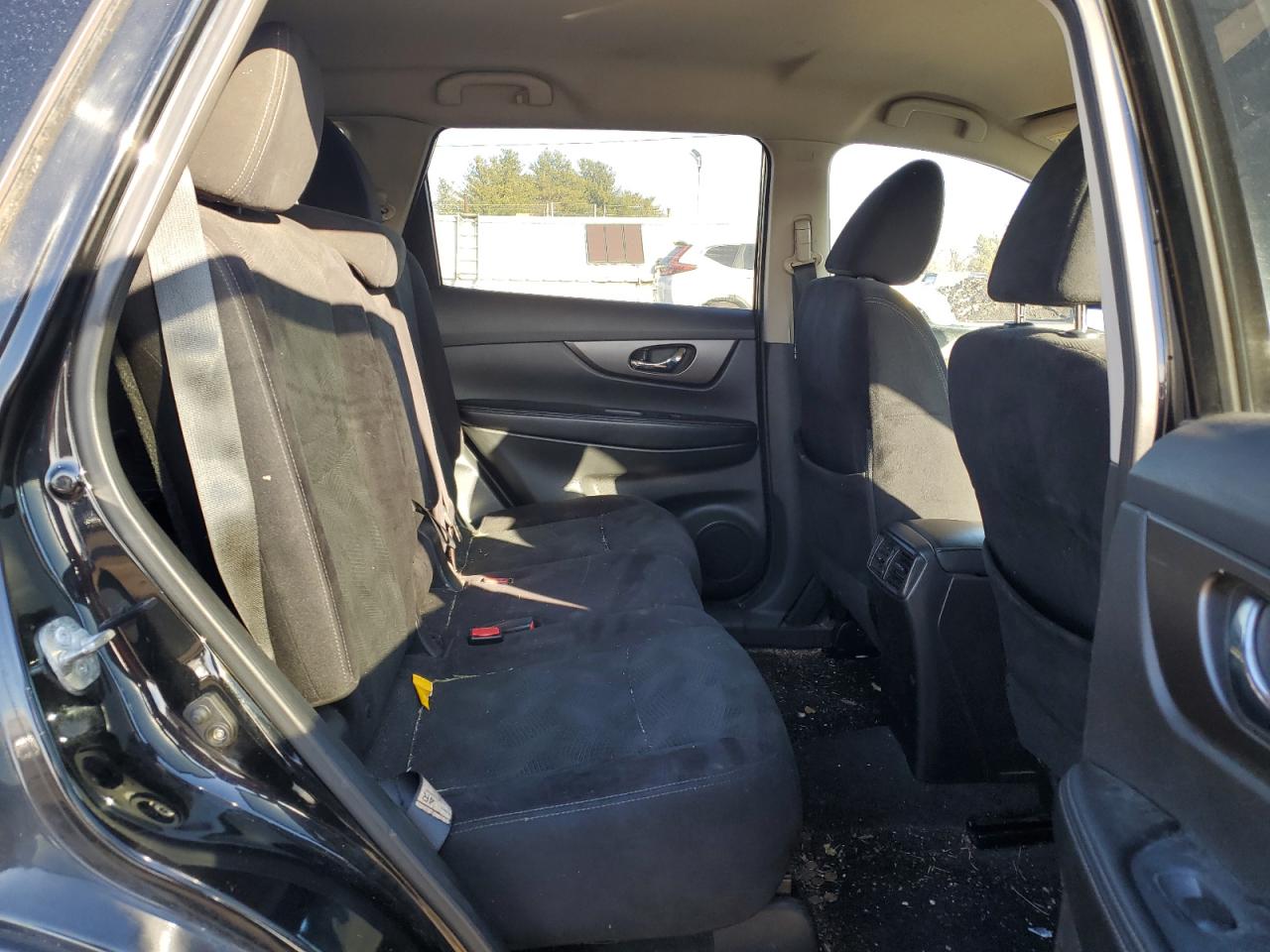 2014 Nissan Rogue - Image 11