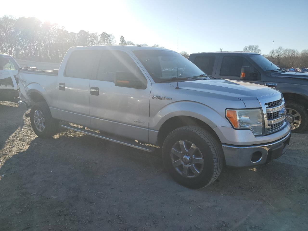 2013 Ford F-150 - Image 4