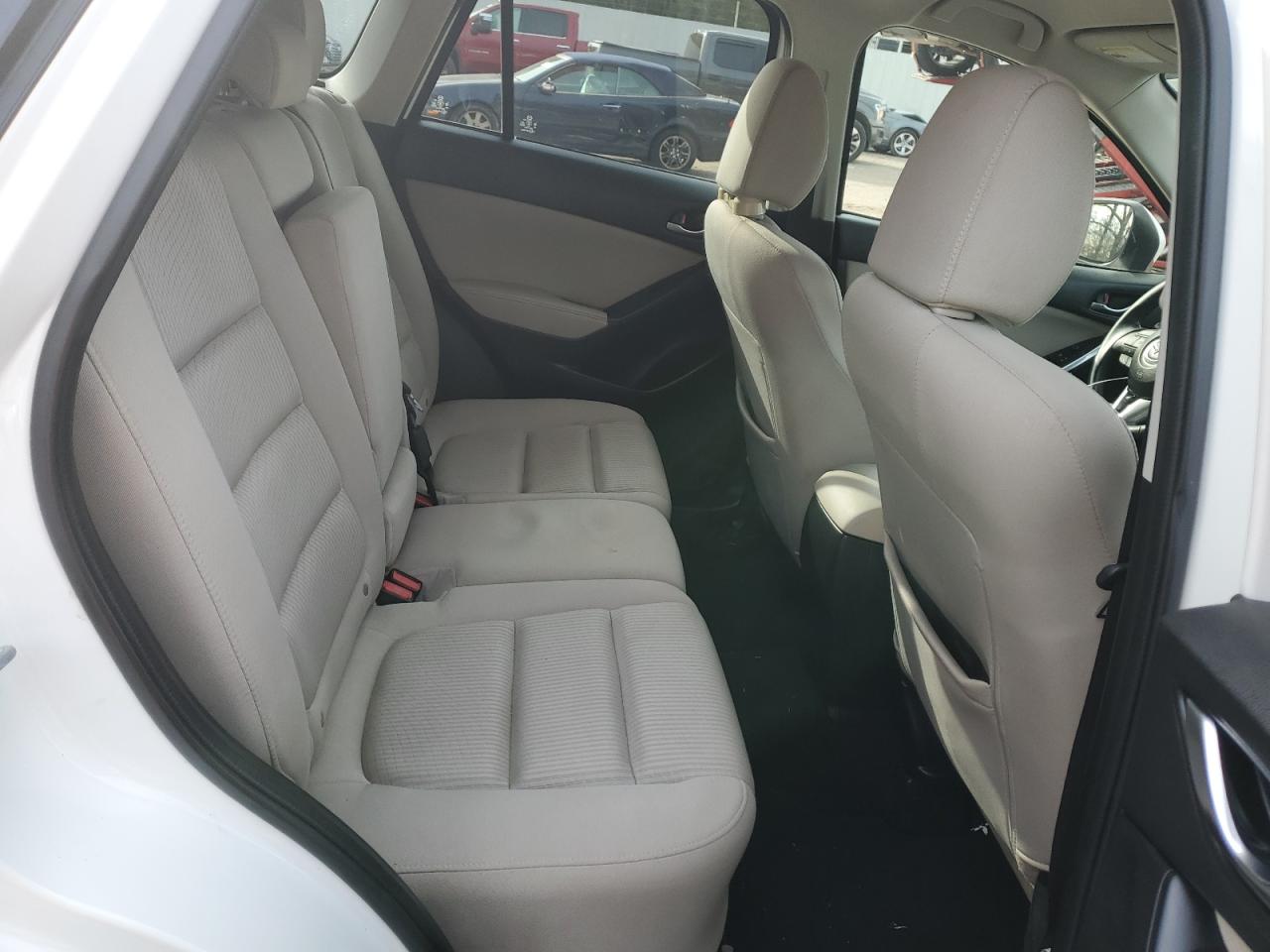 2015 Mazda CX-5 - Image 11