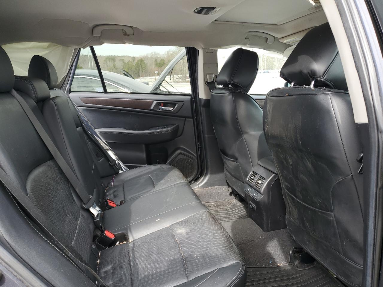 2016 Subaru Outback - Image 11