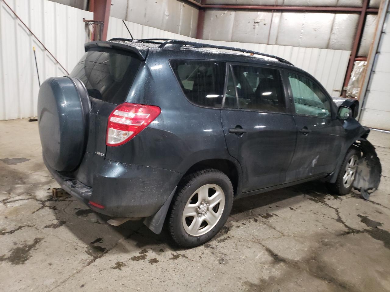 2010 Toyota RAV 4 - Image 3