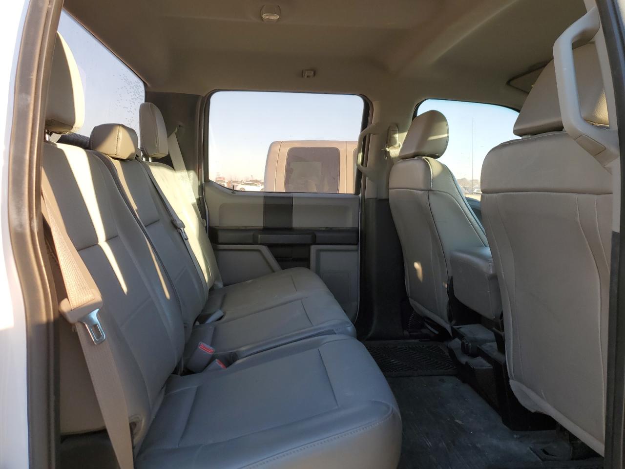 2017 Ford F-150 - Image 10