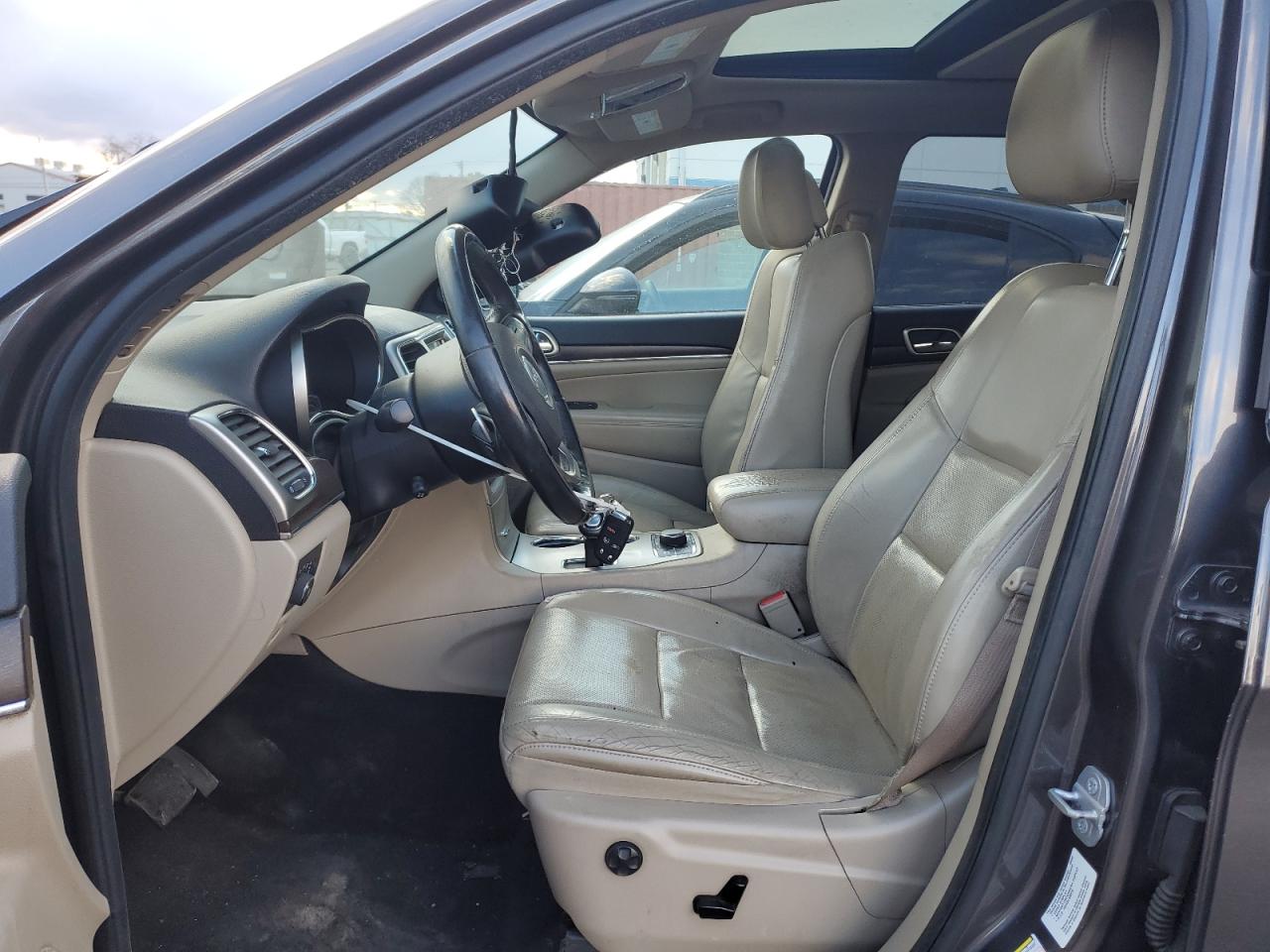 2015 Jeep Grand Cherokee - Image 7