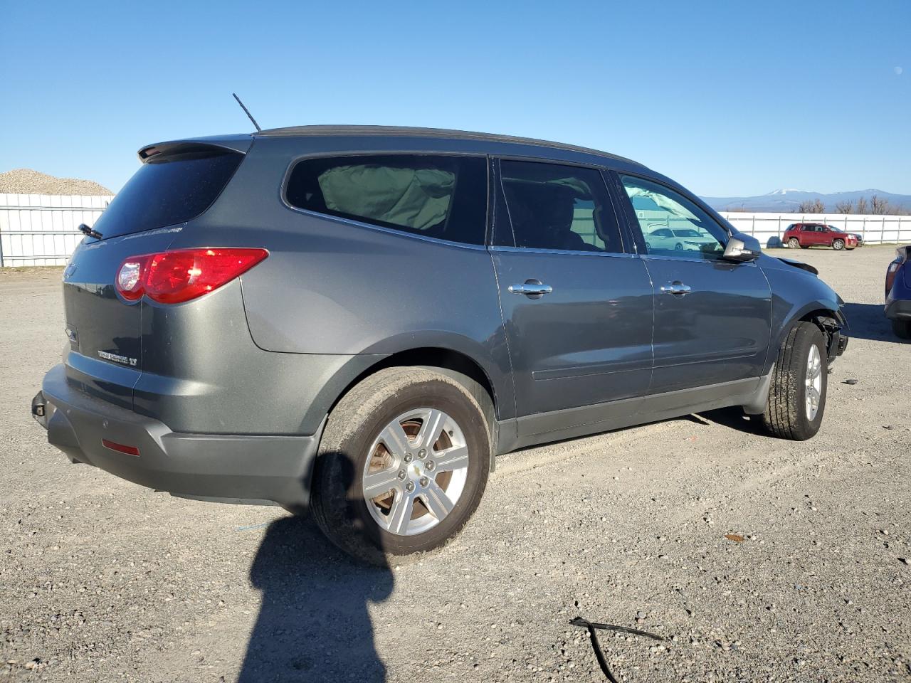 2011 Chevrolet Traverse - Image 3