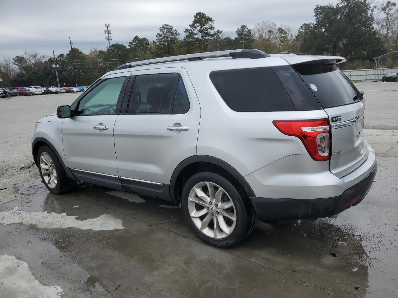 2013 Ford Explorer - Image 2