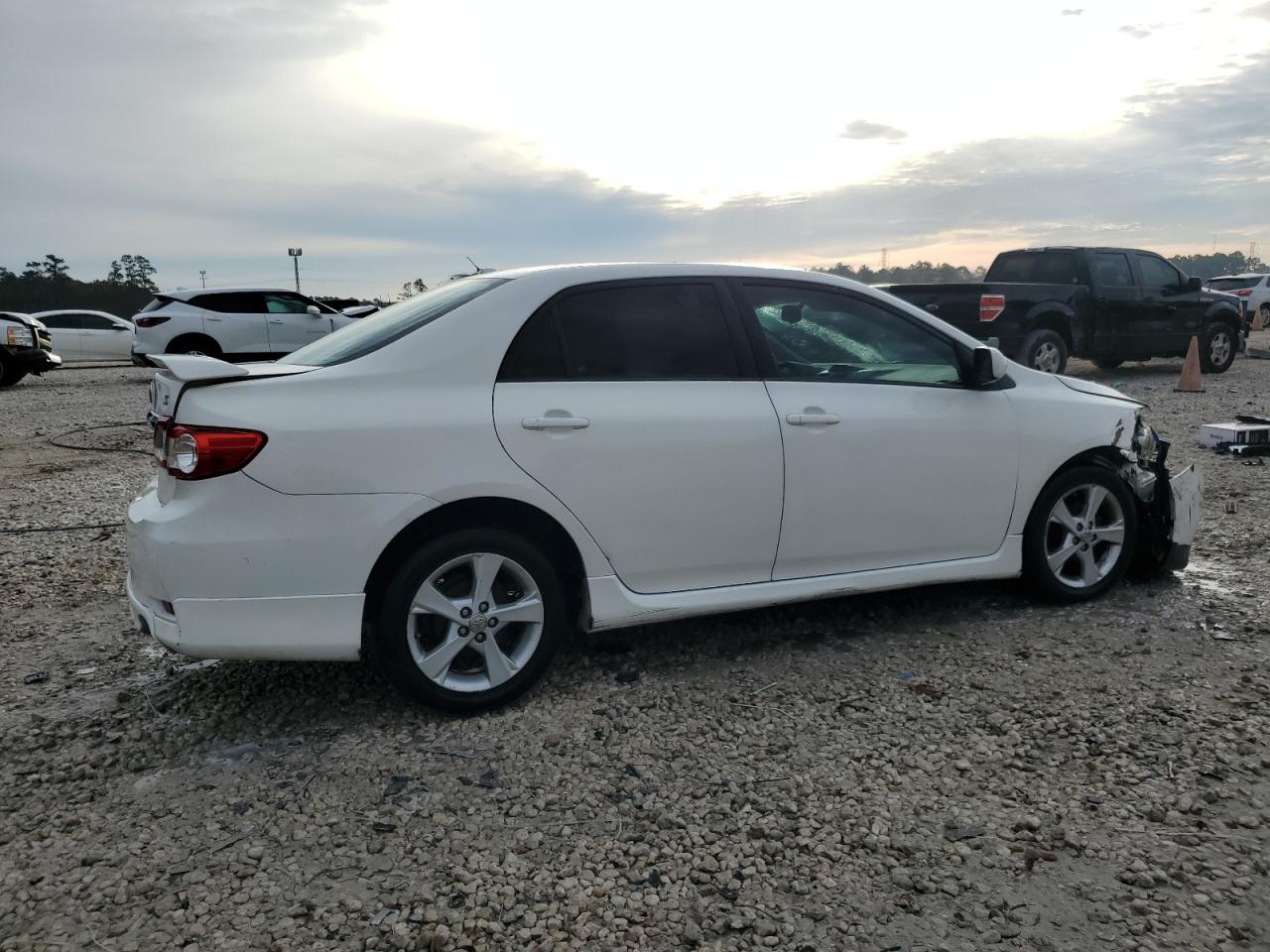 2012 Toyota Corolla - Image 3