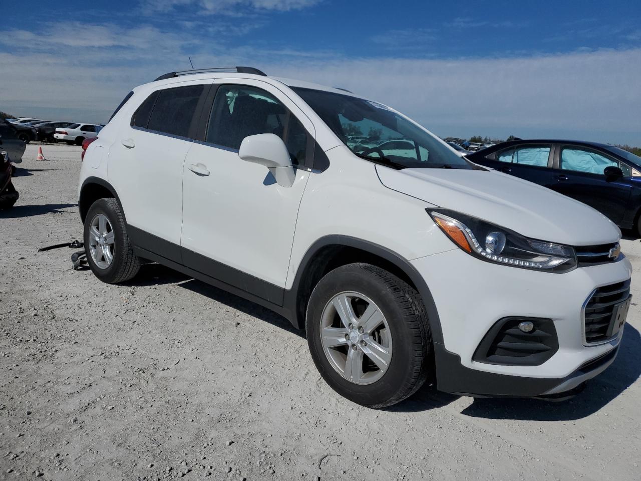 2018 Chevrolet Trax - Image 4