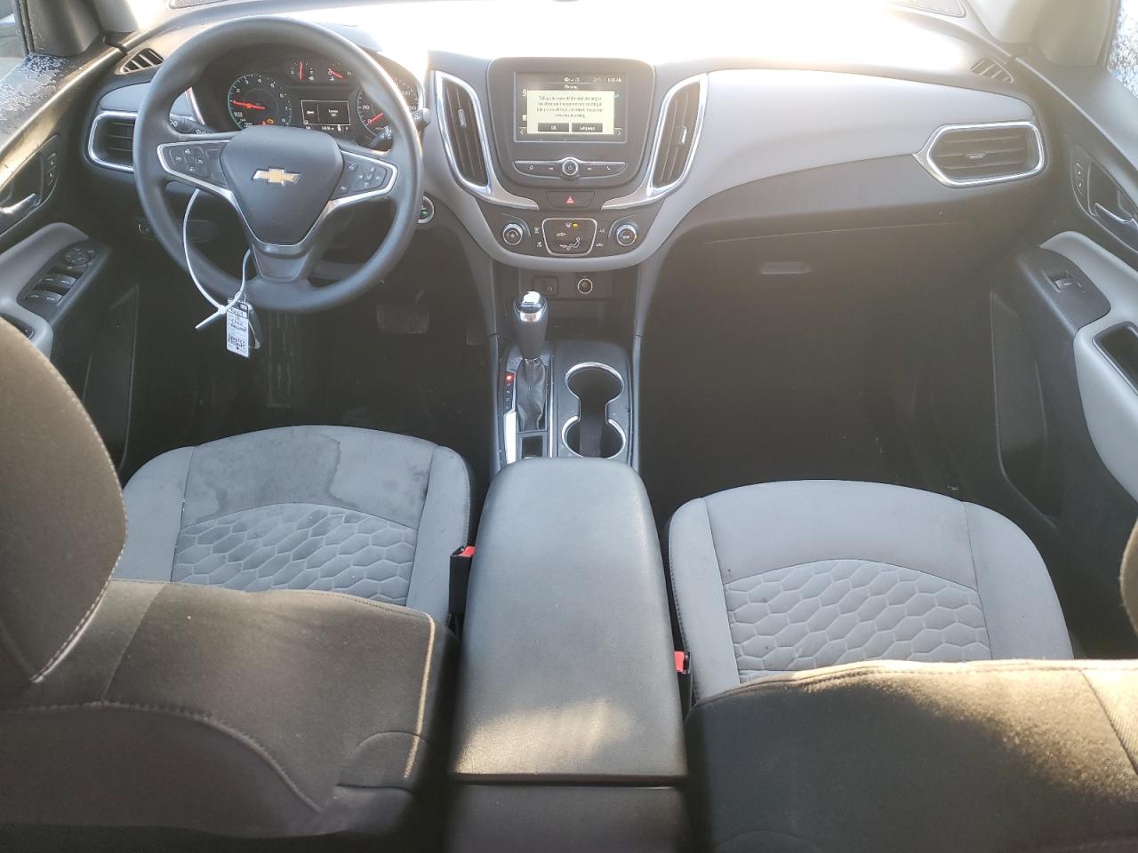 2018 Chevrolet Equinox - Image 8