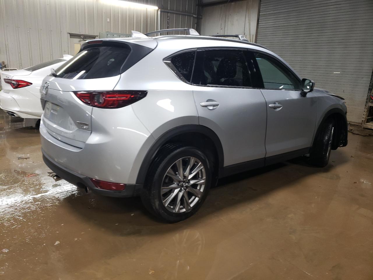 2021 Mazda CX-5 - Image 3