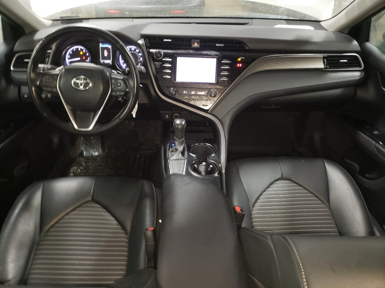 2019 Toyota Camry - Image 8