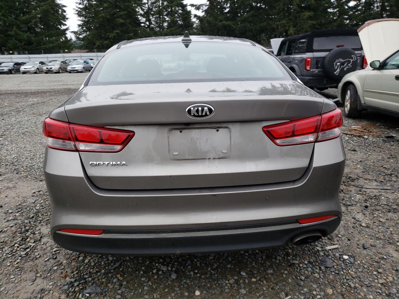 VIN 5XXGT4L37JG264805 2018 KIA OPTIMA no.6