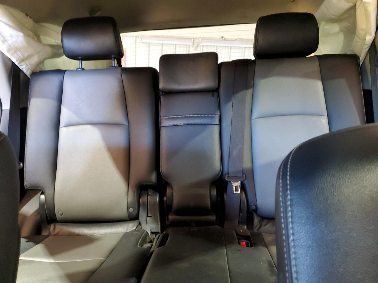 2020 Toyota 4Runner - Image 10
