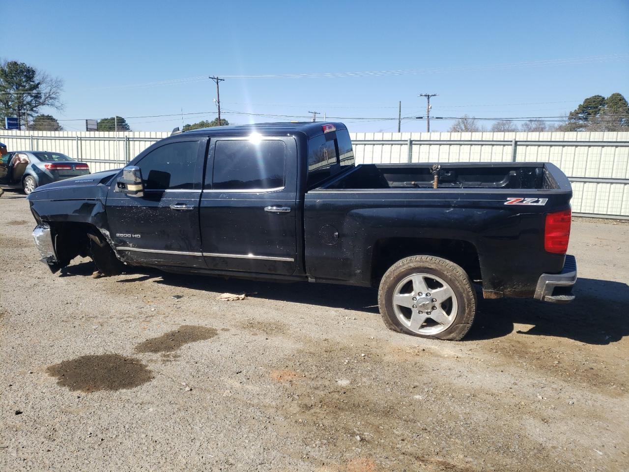 2015 Chevrolet Silverado - Image 2