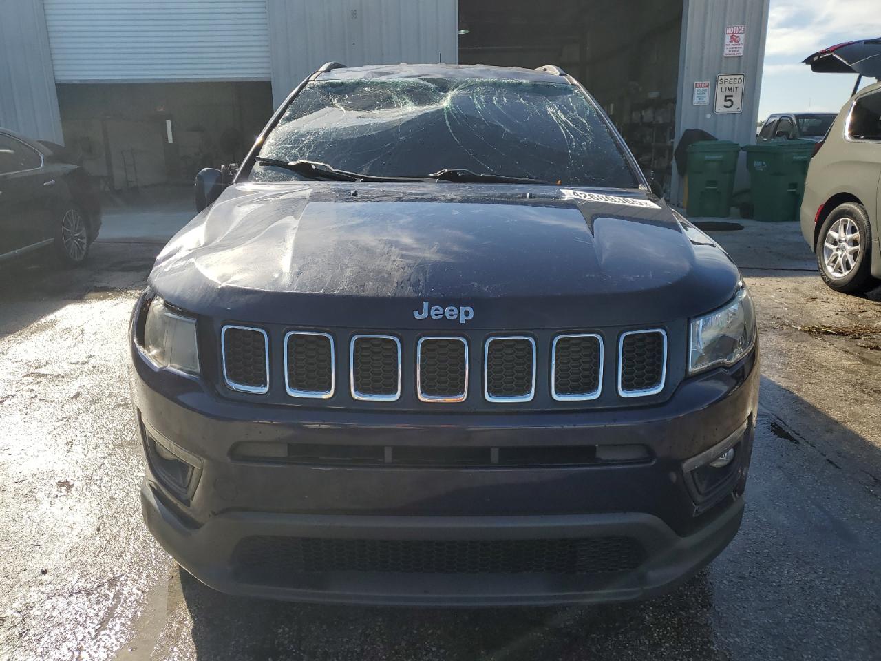 2018 Jeep Compass - Image 5